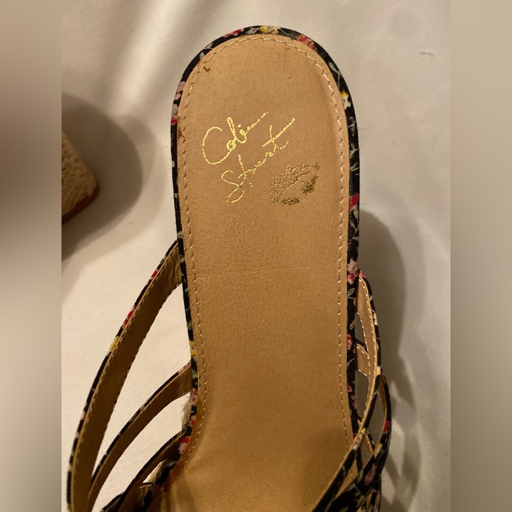 Colin Stuart Floral Wedge Sandal Size 9 Beautiful EUC - Picture 5 of 7